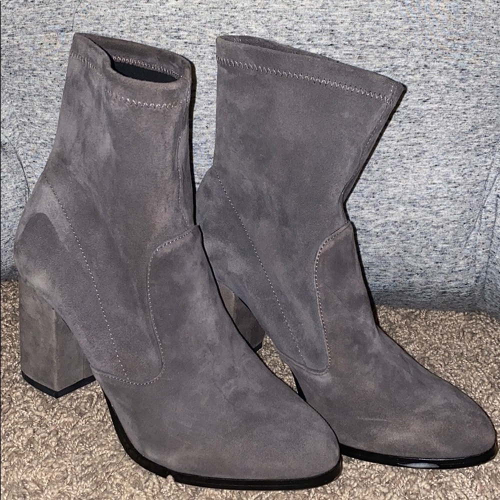 Saks fifth avenue suede booties